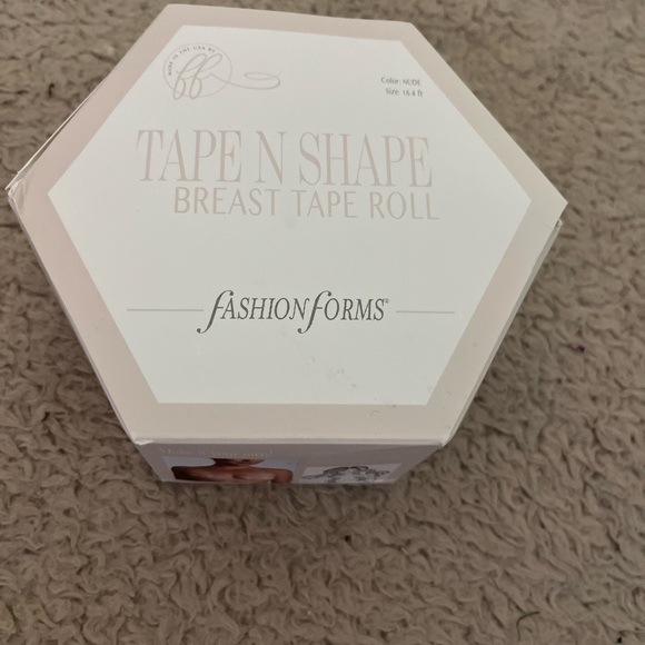 Fashion Forms Tape N Shape Breast Tape in White Box New - Picture 1 of 8